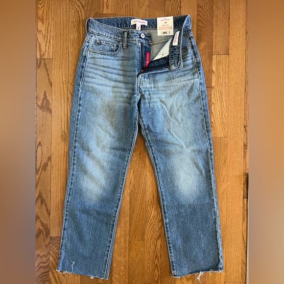 Lucky Brand Women’s Zoe High Rise Straight Jeans - Picture 2 of 5